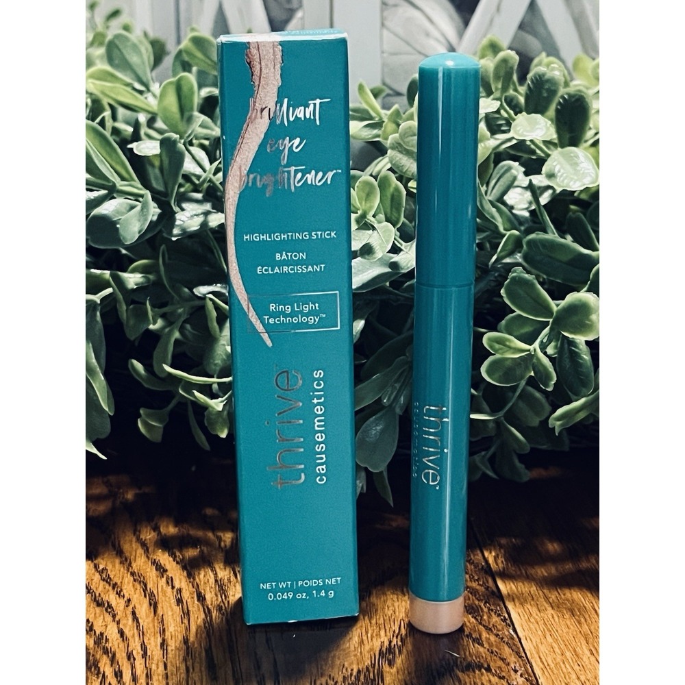 Thrive Causemetics Brilliant Eye Brightener Stella Champagne Shimmer Highlighter